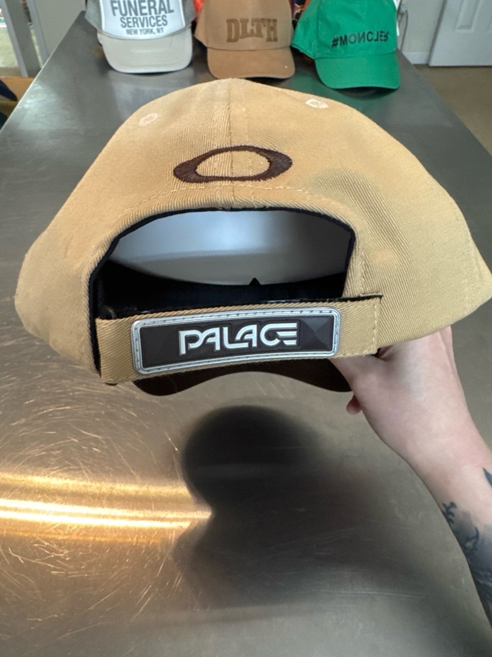 Palace Hat - Picture 3 of 5